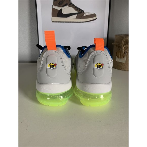 Nike Air Vapormax Plus Photon Dust Volt White - Picture 3 of 4